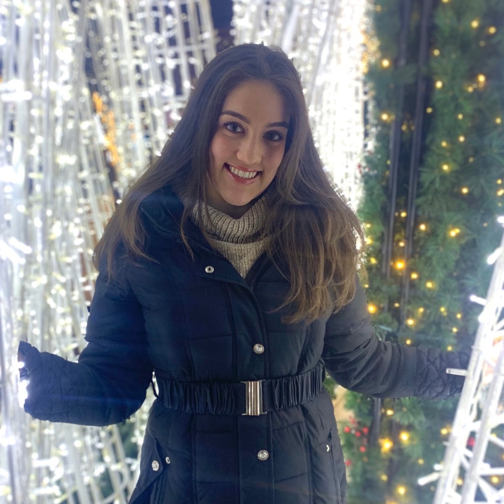Meet your Posher, Cristina